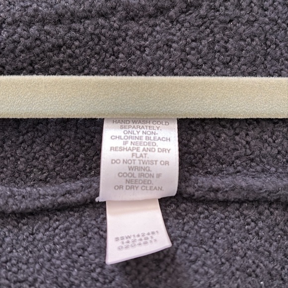 Unknown Brand, Soft Mid-Length Cardigan, Black Knit, XL - Picture 7 of 7